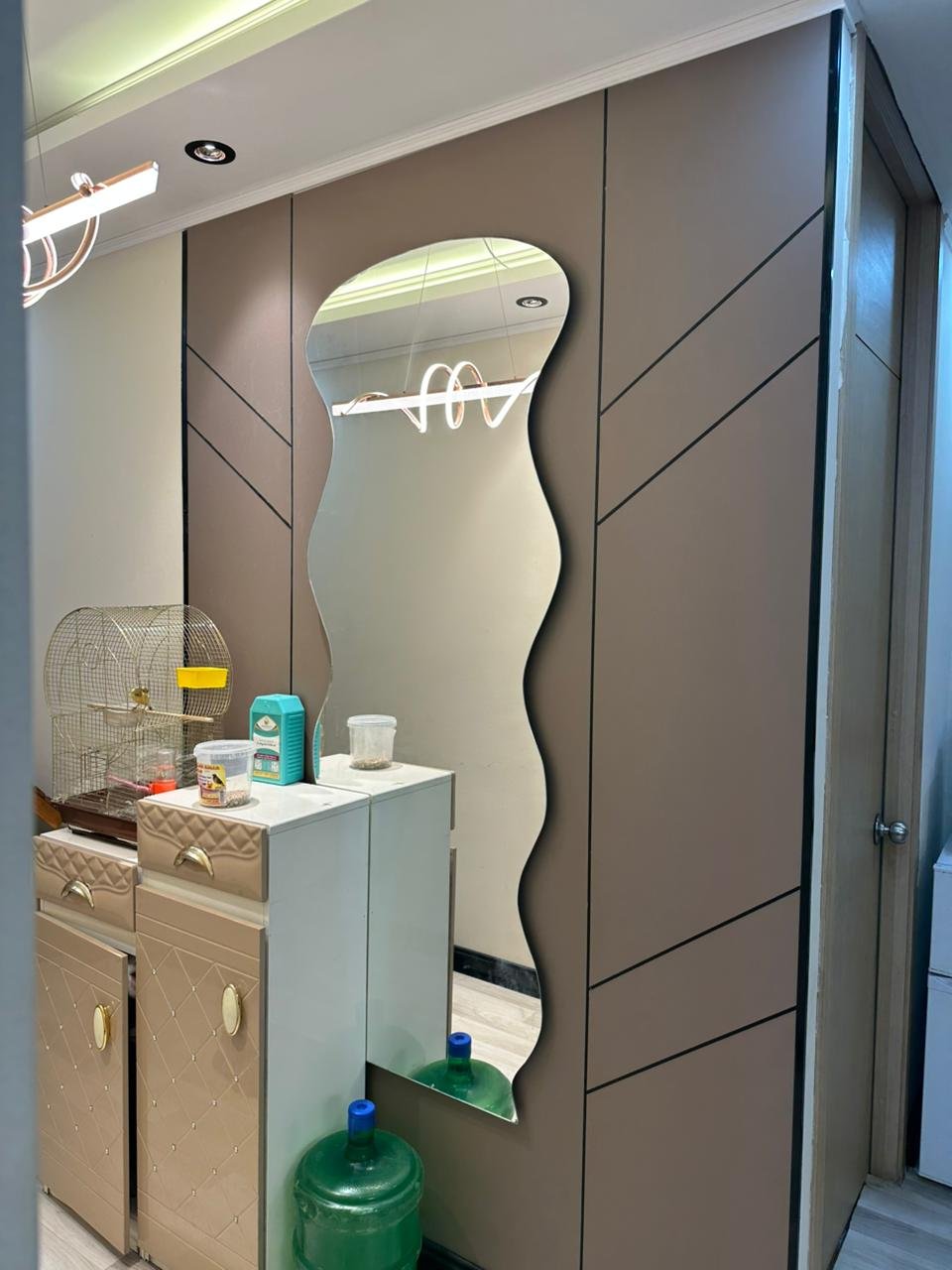 قسم الديكورات والجدران